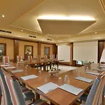 Goldener Adler מלון 4*