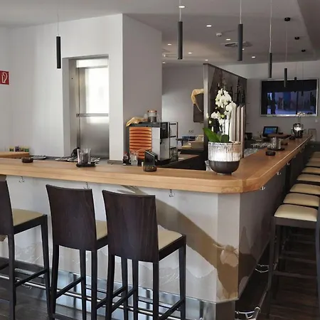 호텔 Goldener Adler 4*