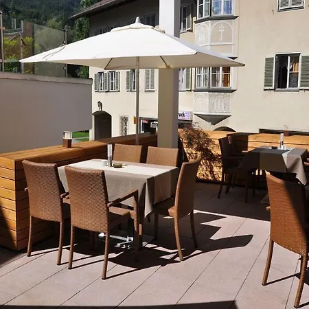 Goldener Adler Hotel 4*