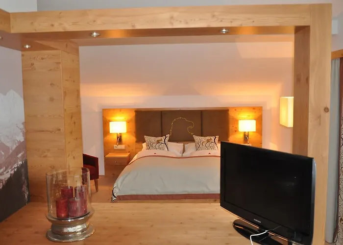 Отель Goldener Adler