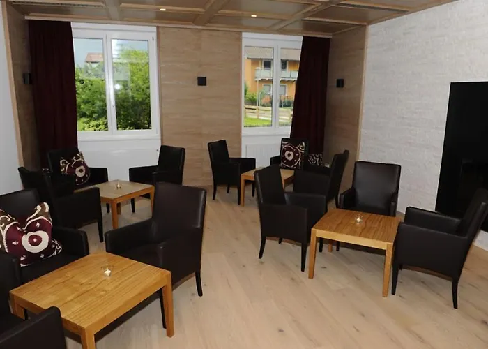 Отель Goldener Adler Ваттенс