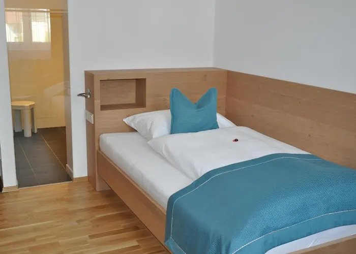 Goldener Adler Отель