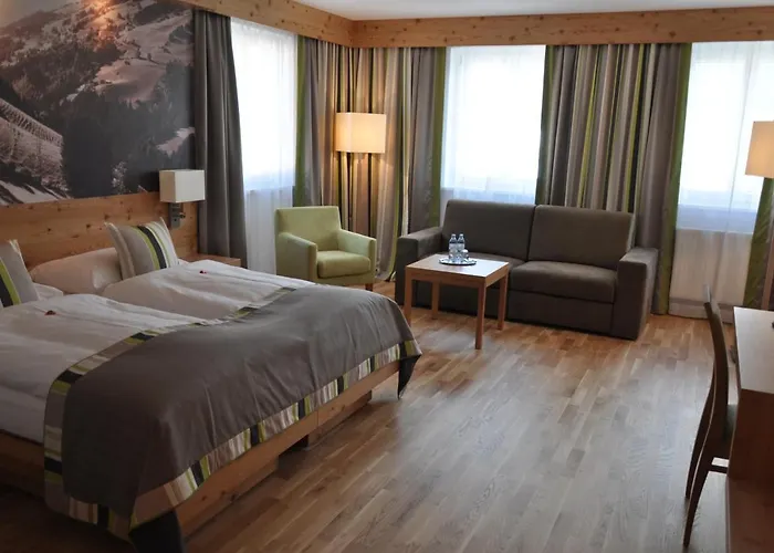 Отель Goldener Adler