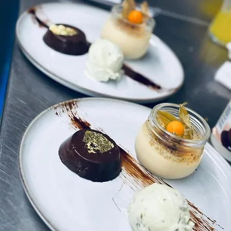 酒店 金色阿德勒瓦腾斯酒店