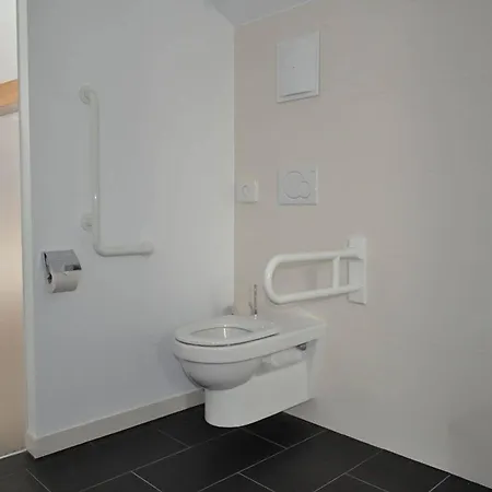 金色阿德勒瓦腾斯酒店 瓦滕斯