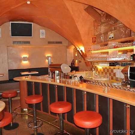 酒店 金色阿德勒瓦腾斯酒店